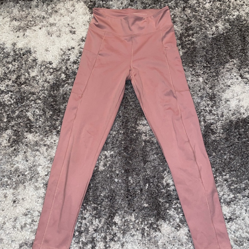 Baby Pink Aeropostale Leggings!!💗😊